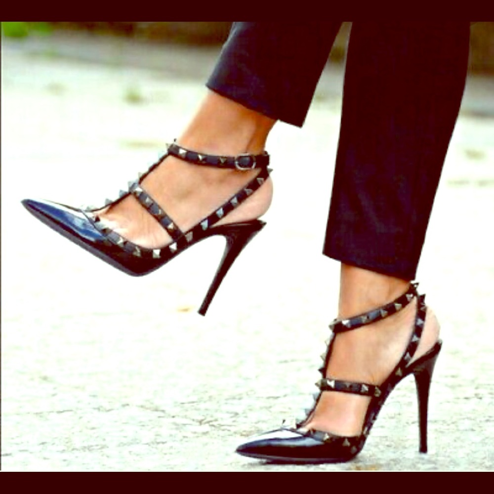 ISO Kaitlyn Pan rockstud heels